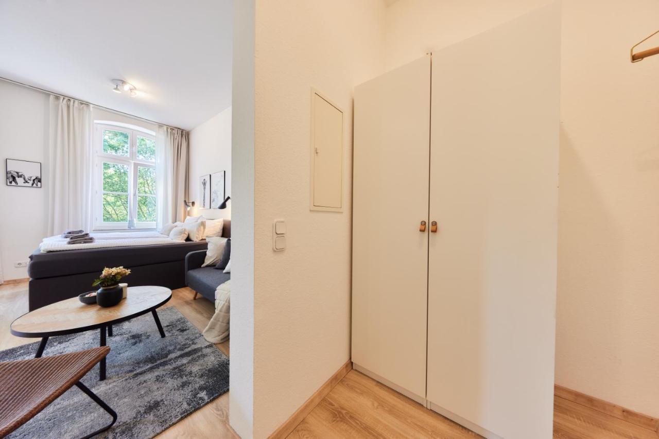Studio3 Zentral Und Ruhig Mit Parkplatz, 5 Min Z Bali-T Und Gop, Boxspringbett Bad Oeynhausen Bagian luar foto